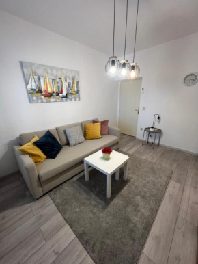 Apartment Violet